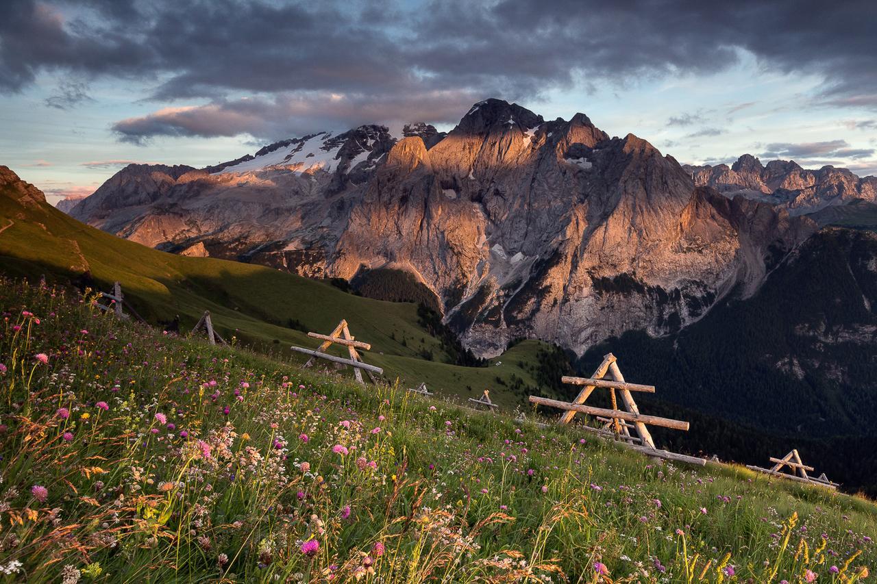 Rifugio Sass Bece Hotel Canazei Exterior foto